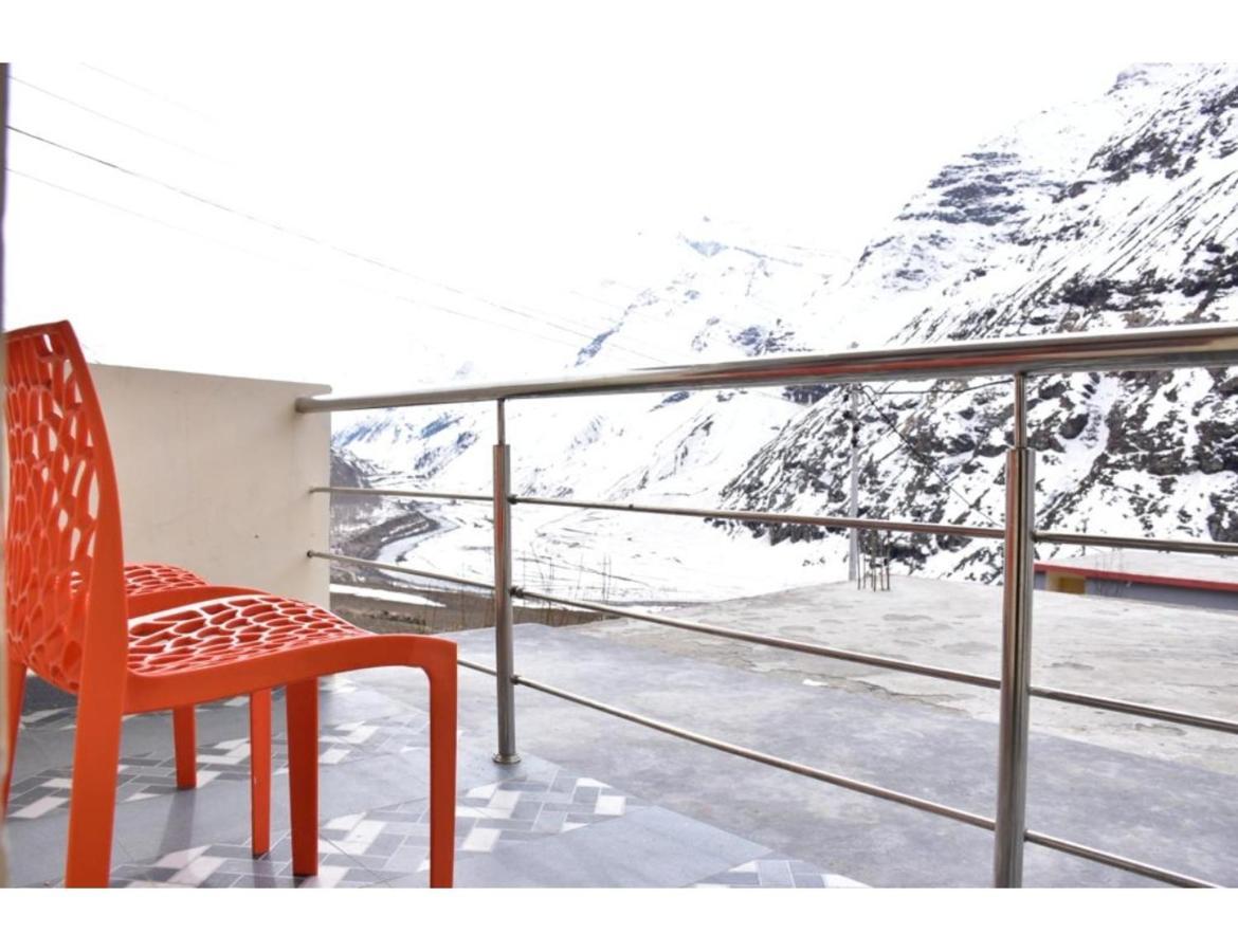 Hotel Peak View, Lahaul Sissu Extérieur photo